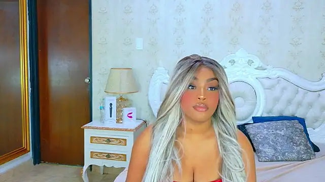 TianahGlow's cam snapshot