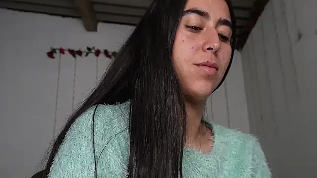 Maylin_brown's cam snapshot