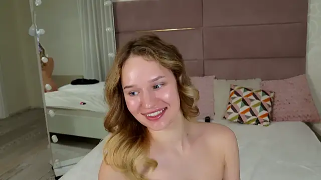 IndieMoon's cam snapshot