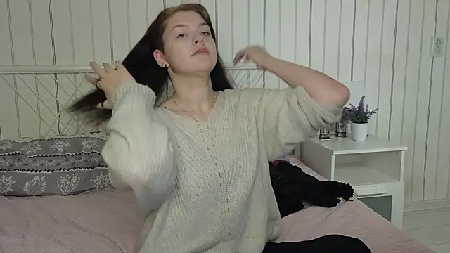 BevHanni's cam snapshot