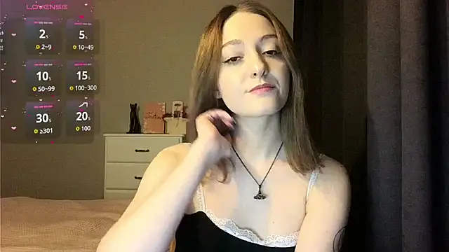 white_liillyy's cam snapshot