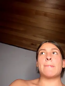 Talia_Bonet live sex cam