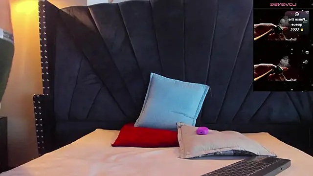 Xanderr_owen2 live sex cam