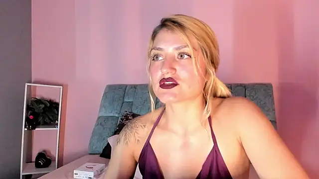 Camila_Russoo's cam snapshot