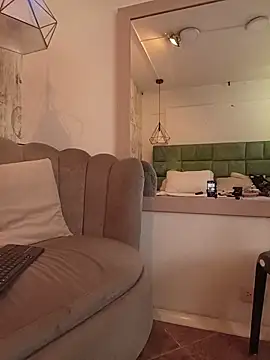 IsisBlake's cam snapshot