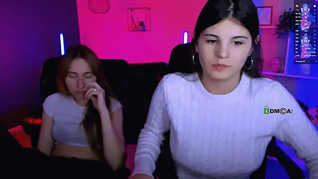 lizzie_boom_'s cam snapshot