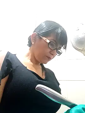 kelly_squirting's cam snapshot