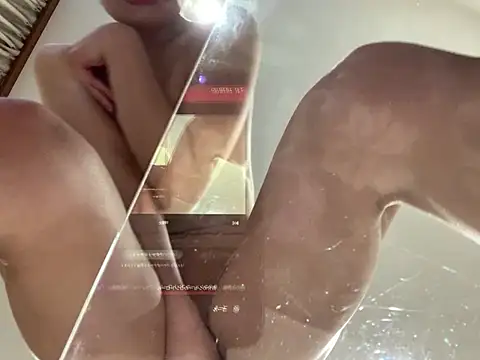 mayumichan13 live sex cam