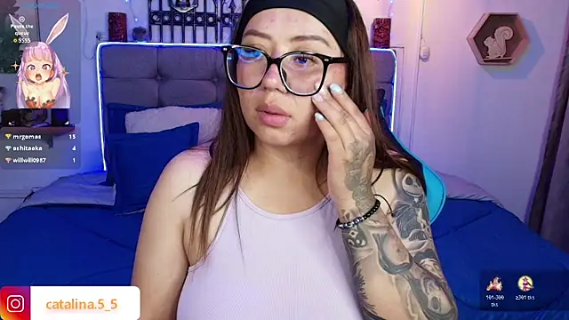 Kata_Bigboobs's cam snapshot