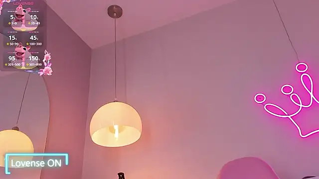 violeth_hill's cam snapshot