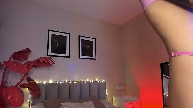 Violetta_Nur's cam snapshot