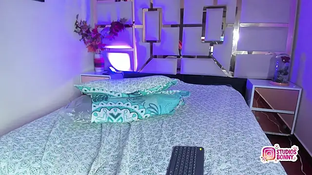 alexandra_venuss's cam snapshot