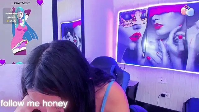 zoe_connor19's cam snapshot