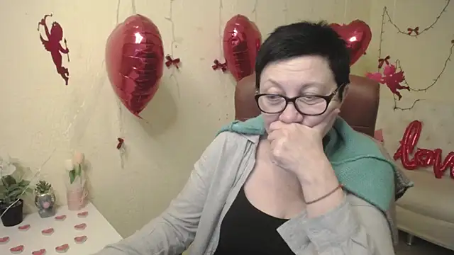 EmilyL0ve live sex cam