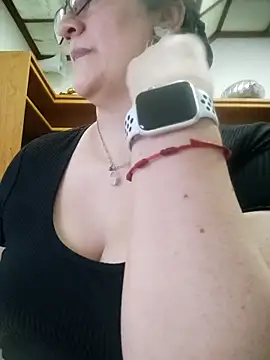 Aisha_manzur's cam snapshot