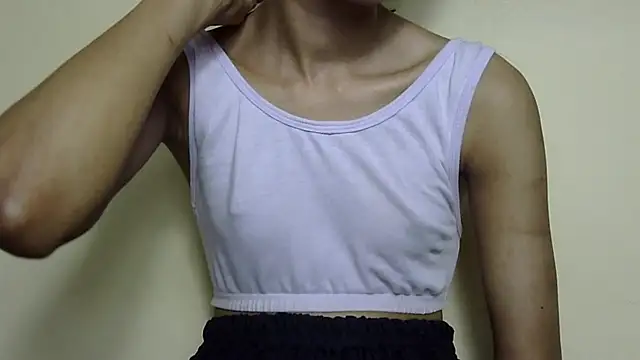 Anu_tiny's cam snapshot