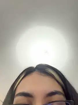 Cat2525 live sex cam