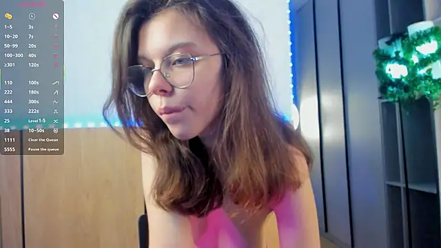 Xonalenei live sex cam