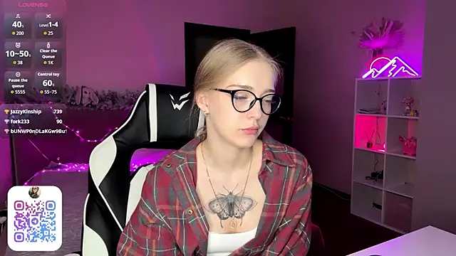 EvaPeace's cam snapshot