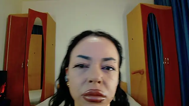 Within__Temptation's cam snapshot