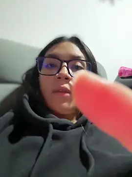 Mila_Morgan's cam snapshot