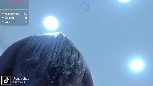 _huge_boobs_ebony's cam snapshot