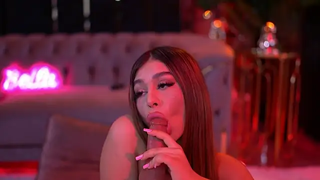 BellaNoirre's cam snapshot