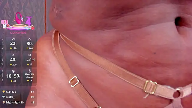 Britanymooree's cam snapshot