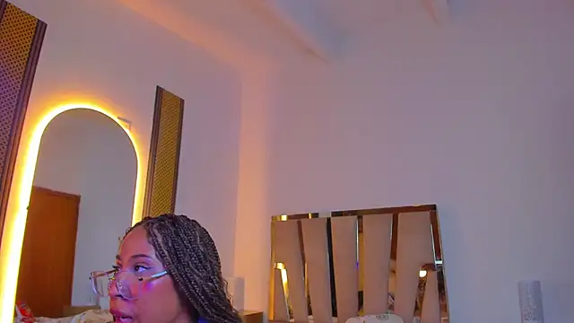 KarlieMoore's cam snapshot