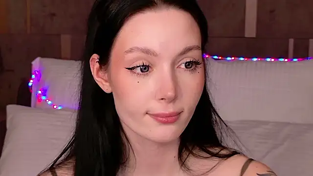 Goldy_Stark's cam snapshot