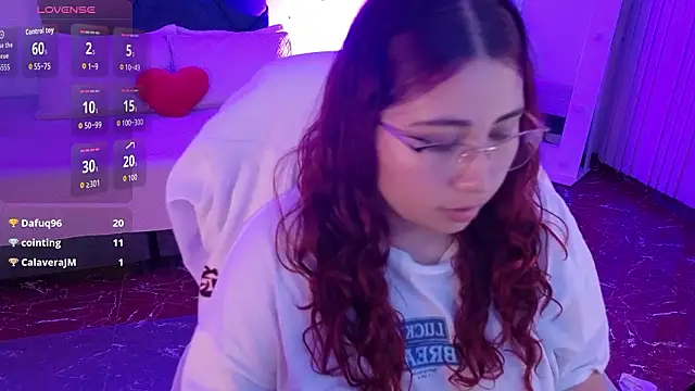 littlee_red's cam snapshot