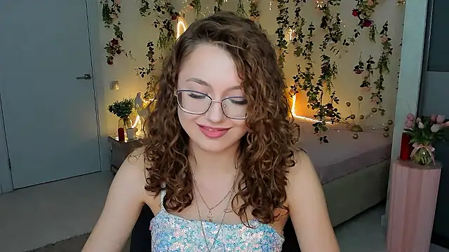 SereneFlame's cam snapshot