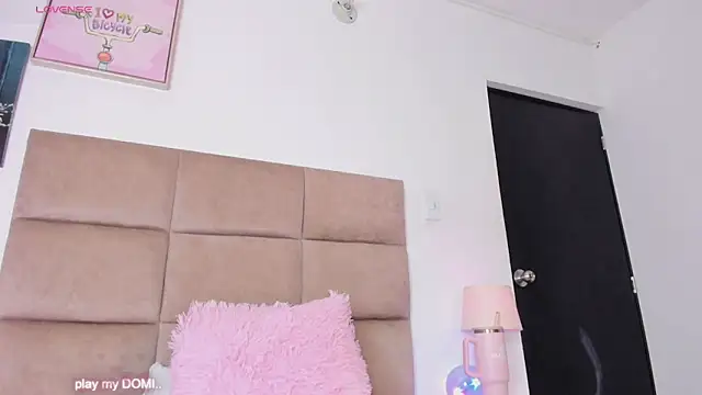 ashleycurvyy's cam snapshot