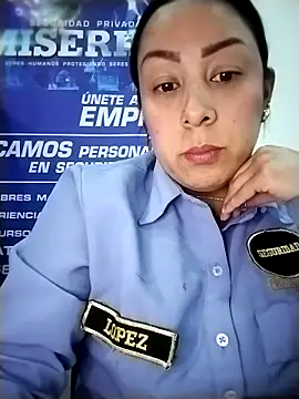 CRISTAL__11's cam snapshot