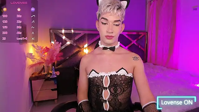 Cherry_zayden_'s cam snapshot