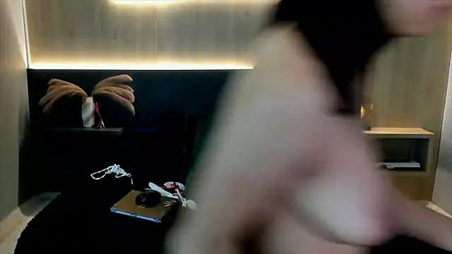 LorenaVarga's cam snapshot