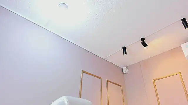 NahimiThompson's cam snapshot