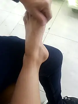 Bella_desi_'s cam snapshot