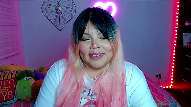 EllieMoonX's cam snapshot