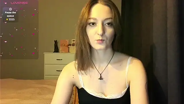 white_liillyy's cam snapshot