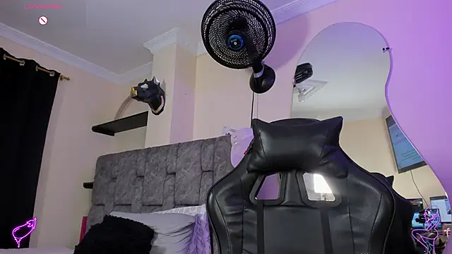 Danyhottits's cam snapshot