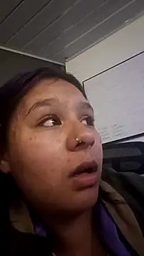 Charis_21's cam snapshot