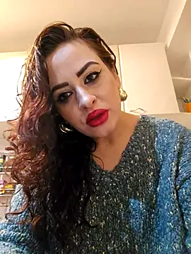 WatchTheQUEEnConQuer88's cam snapshot