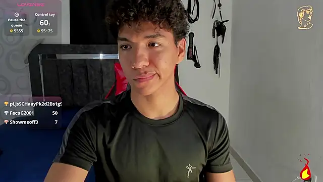 Maximiliano_Khalil live sex cam