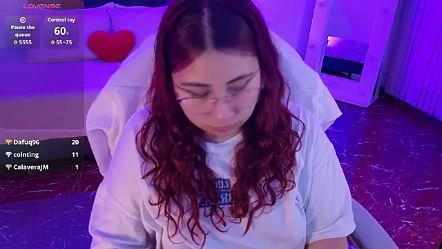 littlee_red's cam snapshot