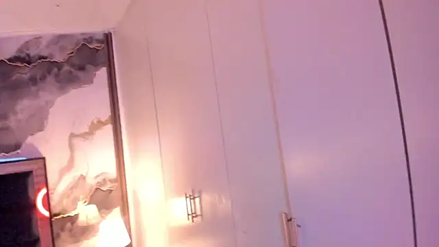 SusanVilla's cam snapshot