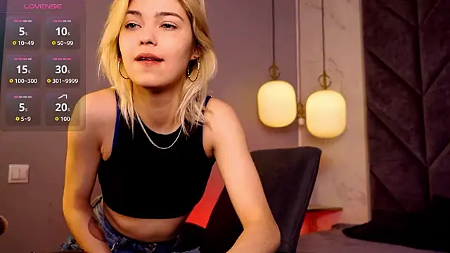 AlysiaSun_'s cam snapshot