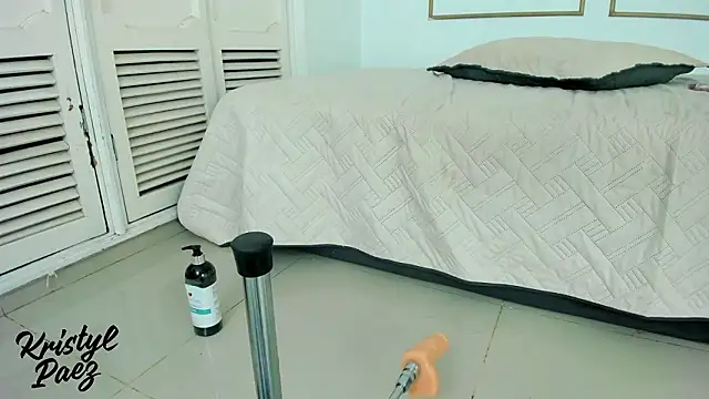 kristyl_paez's cam snapshot