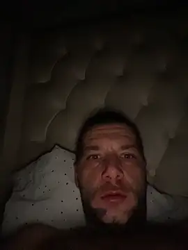 Kinkycouple142's cam snapshot