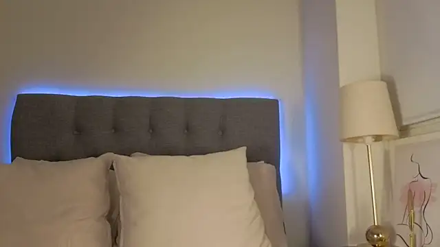 LinaaFox's cam snapshot